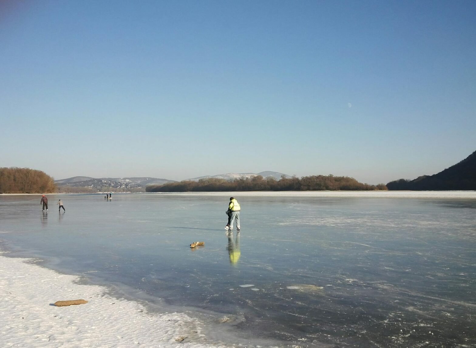 ice skating on frozen danube in nagymaros